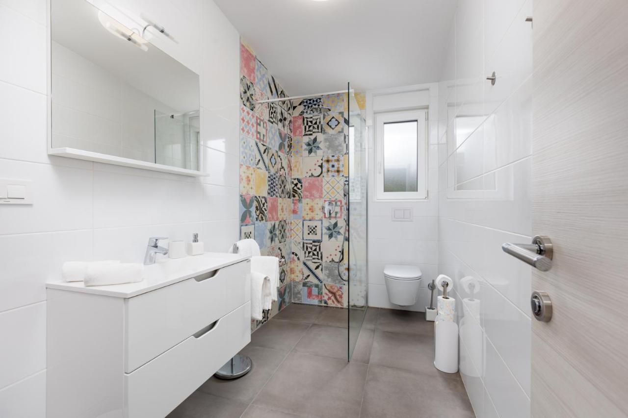 Apartment Muzini Malinska Kültér fotó