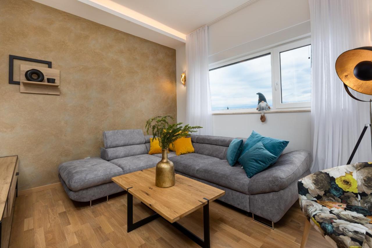Apartment Muzini Malinska Kültér fotó